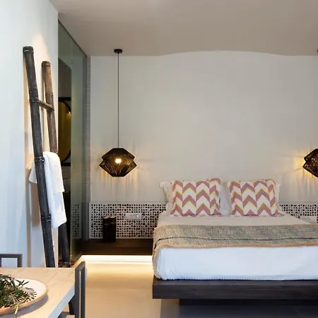 Apartahotel Kelly & Naousa (Paros)