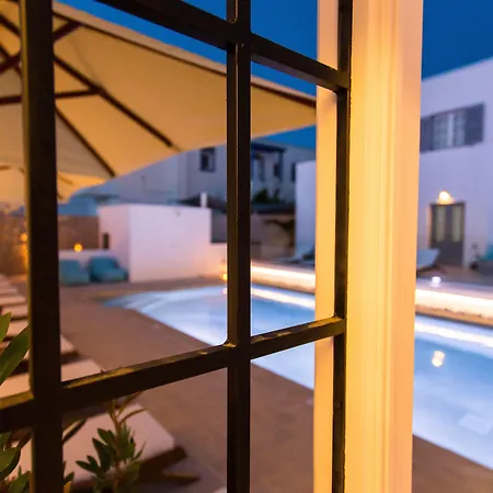 Kelly & Apartahotel 4*