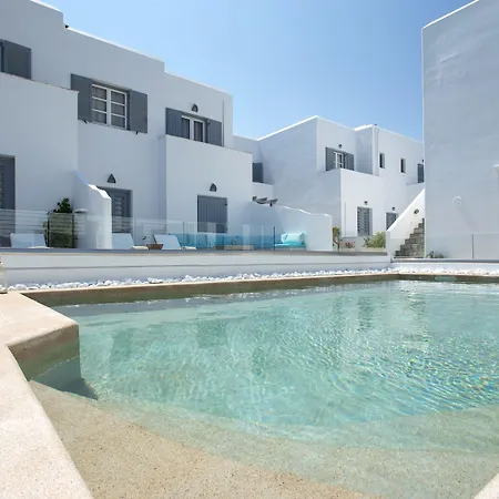 Kelly & Apartahotel Naousa (Paros)
