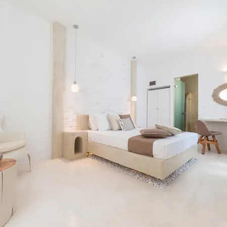 Kelly & Apartahotel 4*