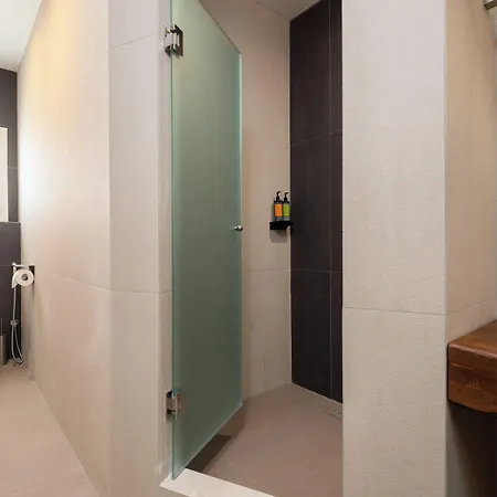 Apartahotel Kelly & 4*