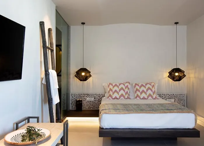 Aparthotel Kelly & Naousa (Paros)