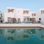 Kelly & 4* Νάουσα