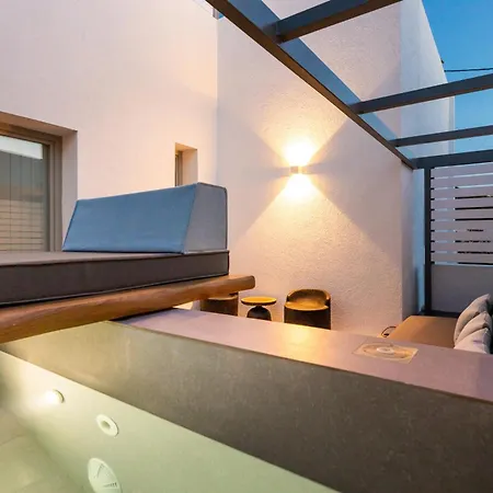 Apart-hotel Kelly & Naousa