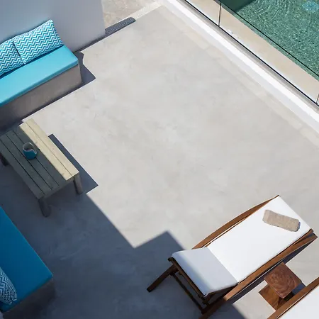 Lägenhetshotell Kelly & Naousa