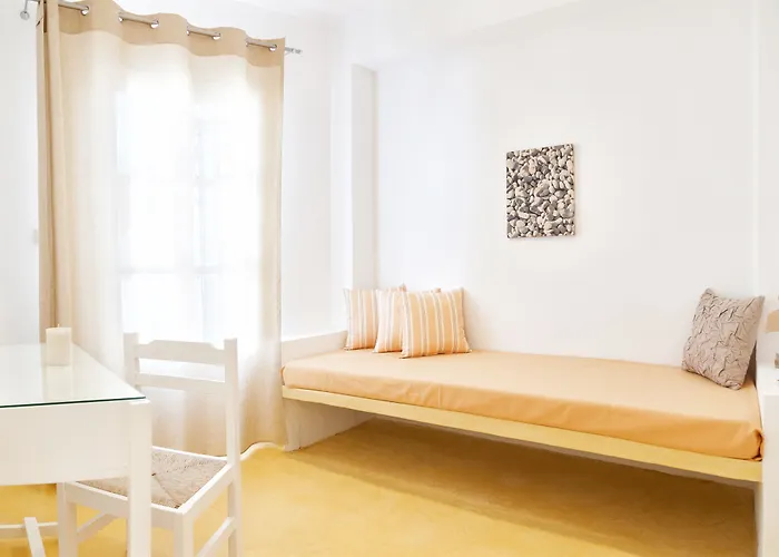 Kelly & Ξενοδοχείο με διαμερίσματα